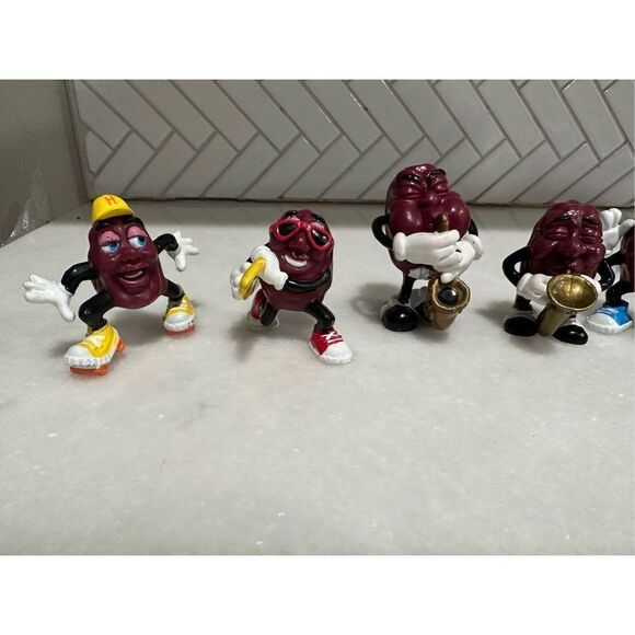 Vintage California Raisin Figures 80s 90s Sax Boombox Guitar Sunglasses 2" to 3" - Picture 2 of 12